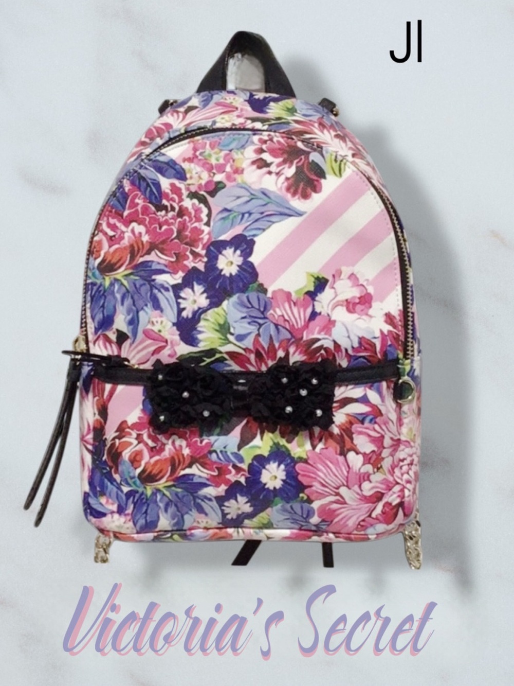 VICTORIAS SECRET  Love Victoria Backpack NEW